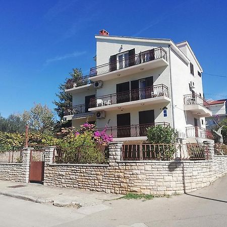 Danyja Apartments Sveti Filip i Jakov Ngoại thất bức ảnh