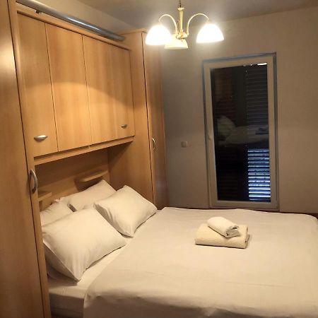 Danyja Apartments Sveti Filip i Jakov Ngoại thất bức ảnh