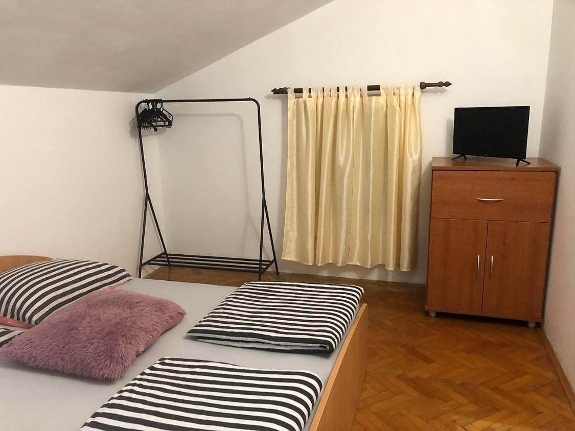 Danyja Apartments Sveti Filip i Jakov Ngoại thất bức ảnh