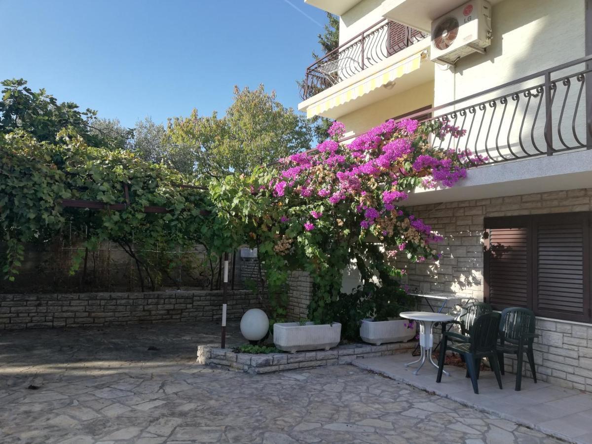 Danyja Apartments Sveti Filip i Jakov Ngoại thất bức ảnh