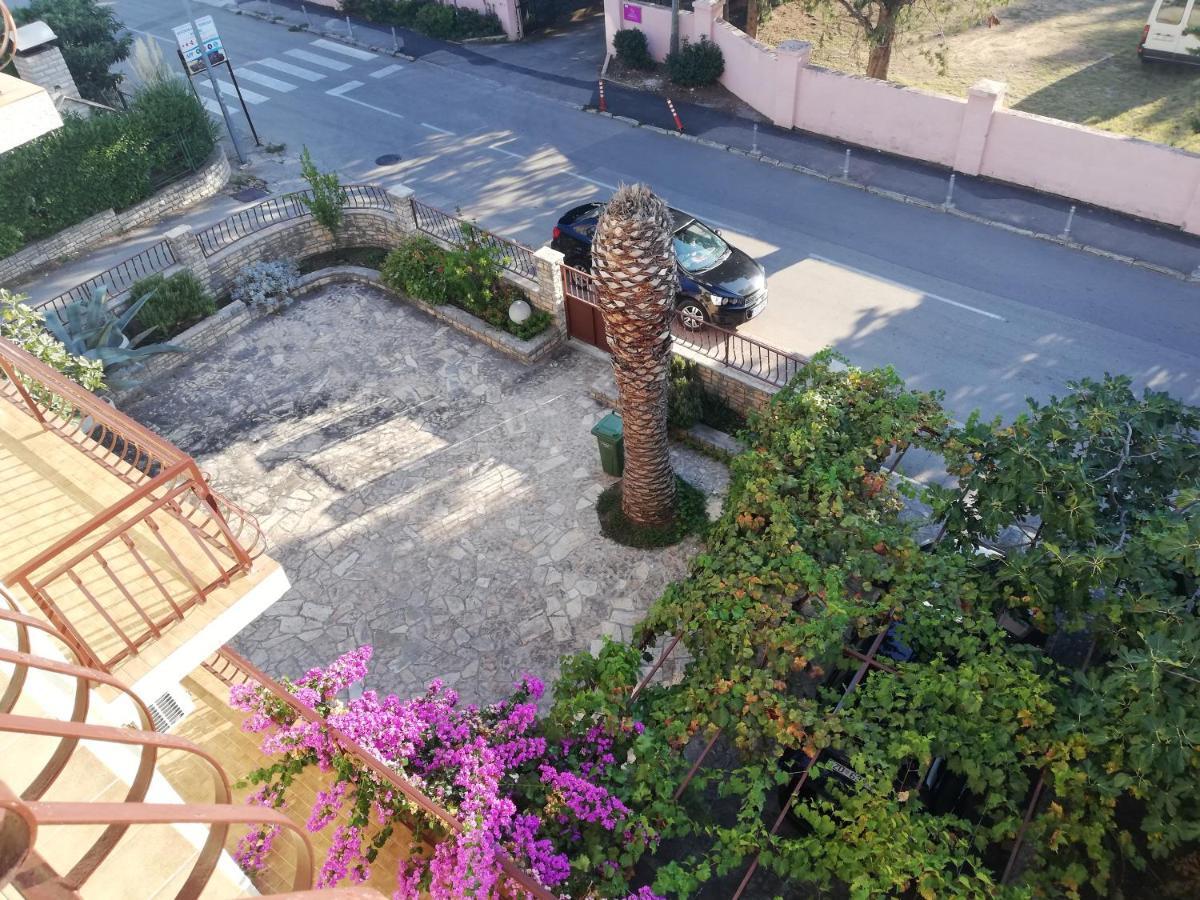 Danyja Apartments Sveti Filip i Jakov Ngoại thất bức ảnh