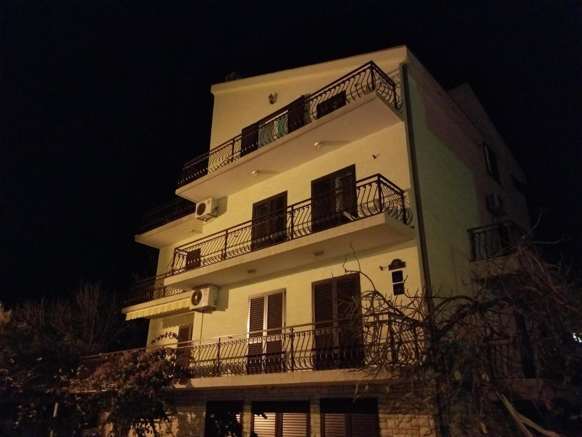 Danyja Apartments Sveti Filip i Jakov Ngoại thất bức ảnh