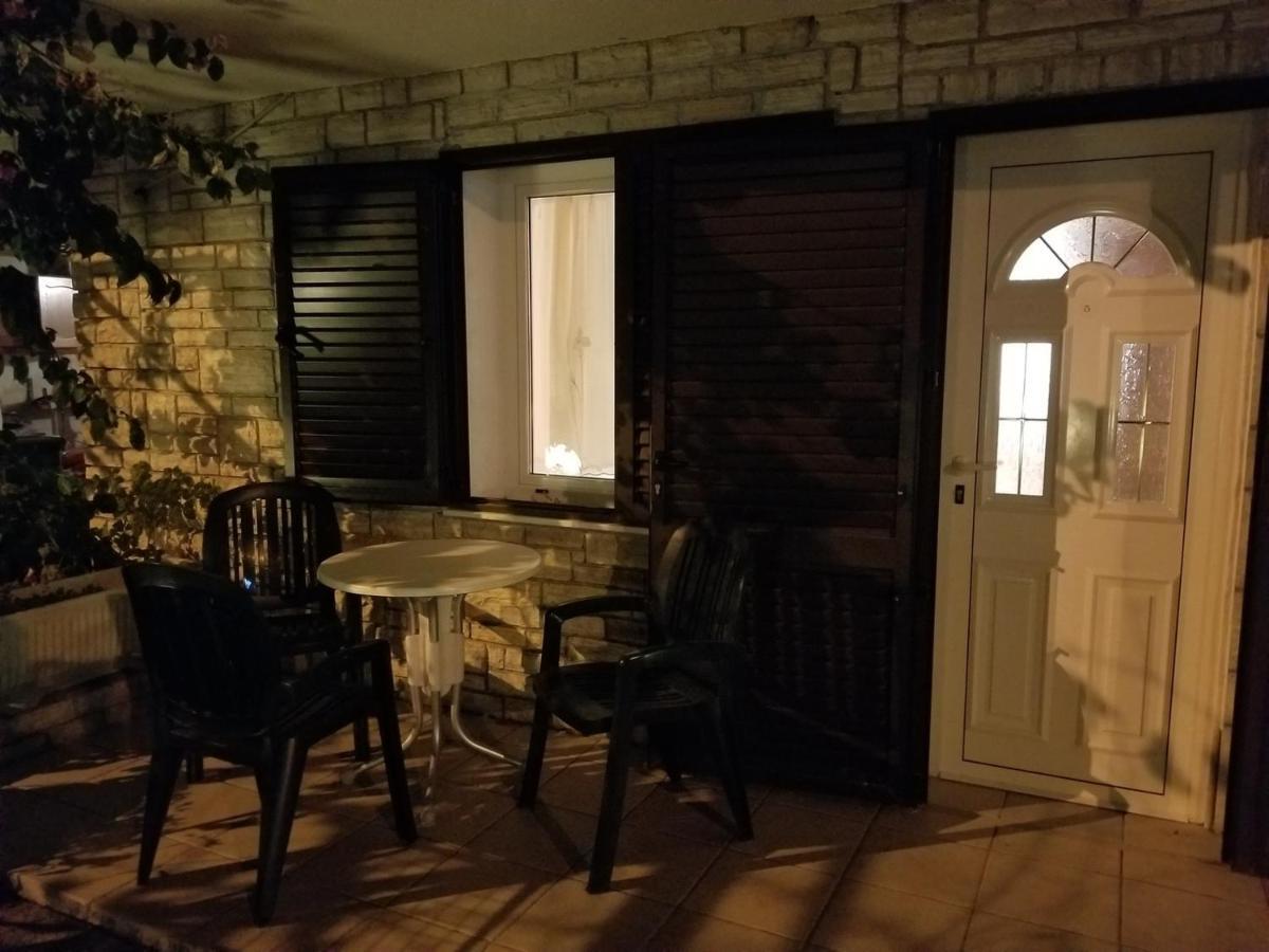 Danyja Apartments Sveti Filip i Jakov Ngoại thất bức ảnh